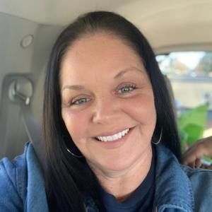 Meet your Posher, Julie